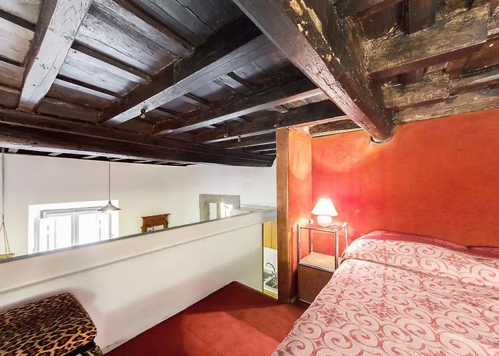 (120 m²), 2 Schlafzimmer und 1 eigene Badezimmer in Navona