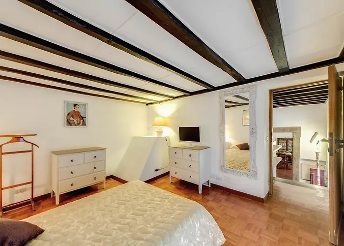 de 120 m2 com 2 quarto(s) e 1 casa(s) de banho(s), na área Navona