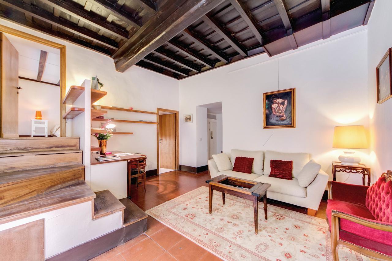Campo Dei Fiori Stunning And Quiet Apartment